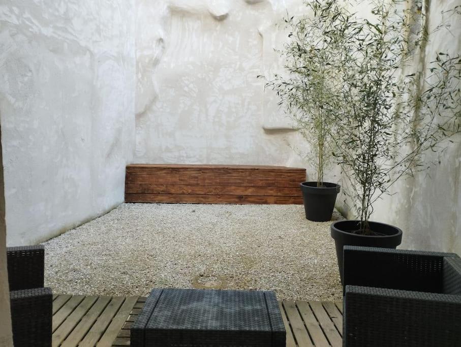 Malaucène Appartement Avec Terrasse מראה חיצוני תמונה